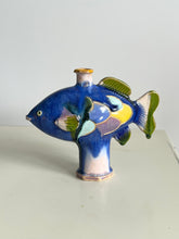 Load image into Gallery viewer, Fish vase (mix blue)
