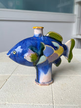 Load image into Gallery viewer, Fish vase (mix blue)
