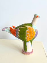 Load image into Gallery viewer, Bird Vase
