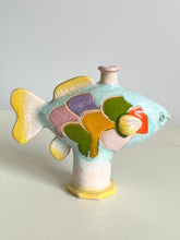 Load image into Gallery viewer, small Fish vase (mint)
