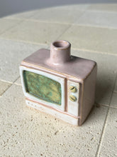 Load image into Gallery viewer, small TV vase (pink)
