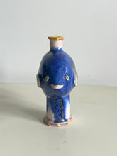 Load image into Gallery viewer, Fish vase (mix blue)
