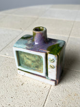 Load image into Gallery viewer, small TV vase (green mix)
