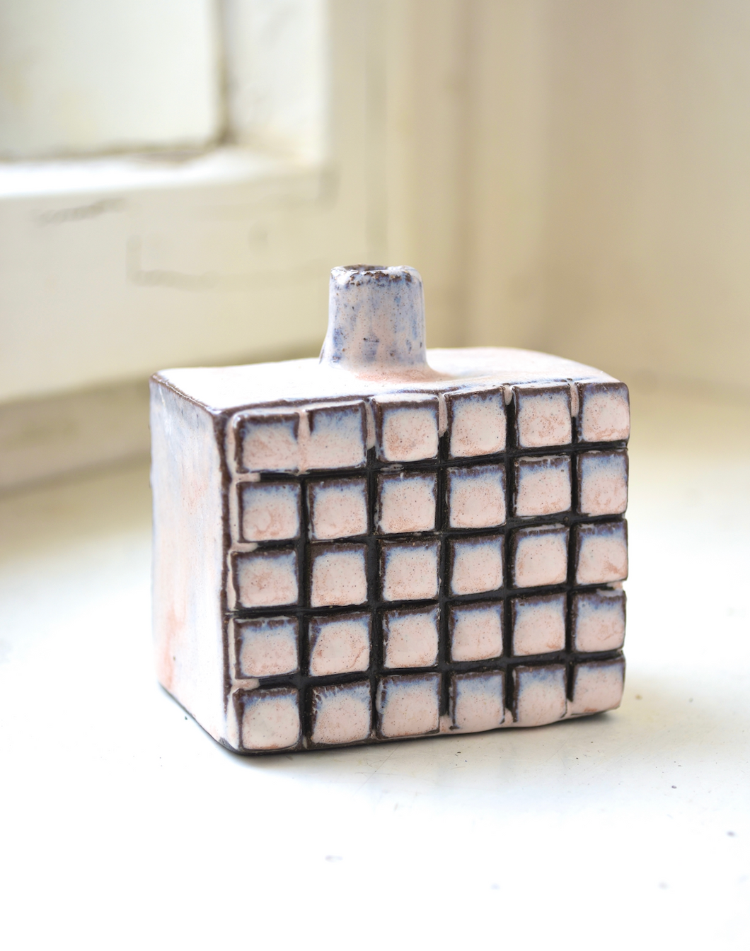 tiling vase (rosa pink)