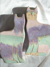 Load image into Gallery viewer, cat vase (purple and mint)
