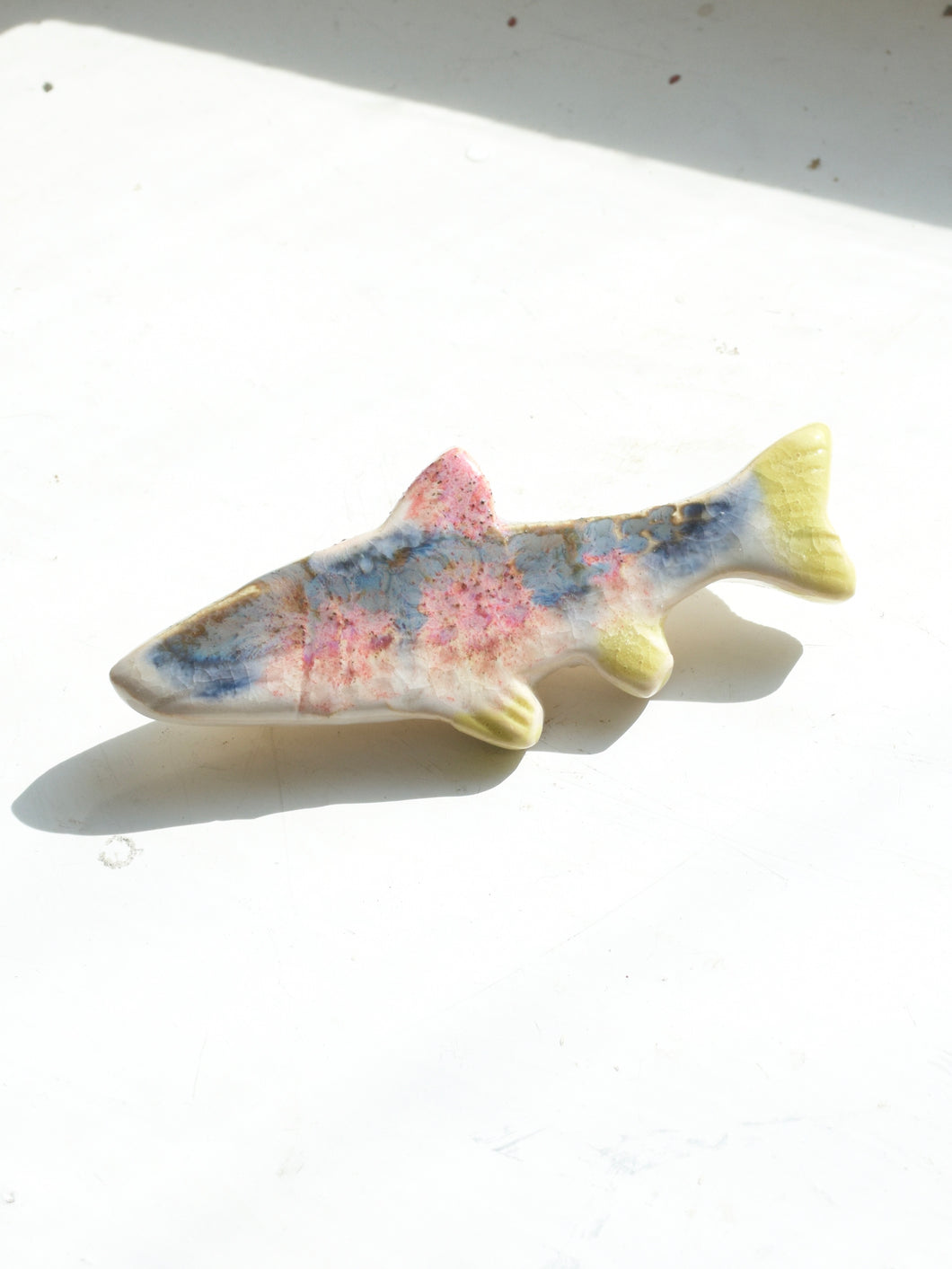fish brooch  (neko)